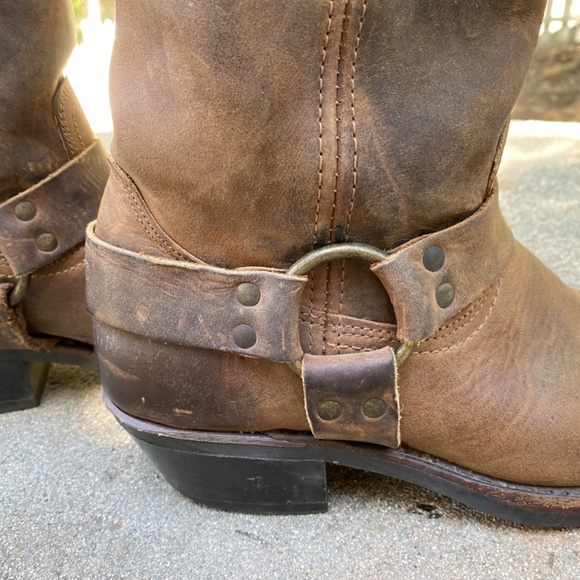 FRYE HARNESS BOOTS SZ 9 - Picture 10 of 11